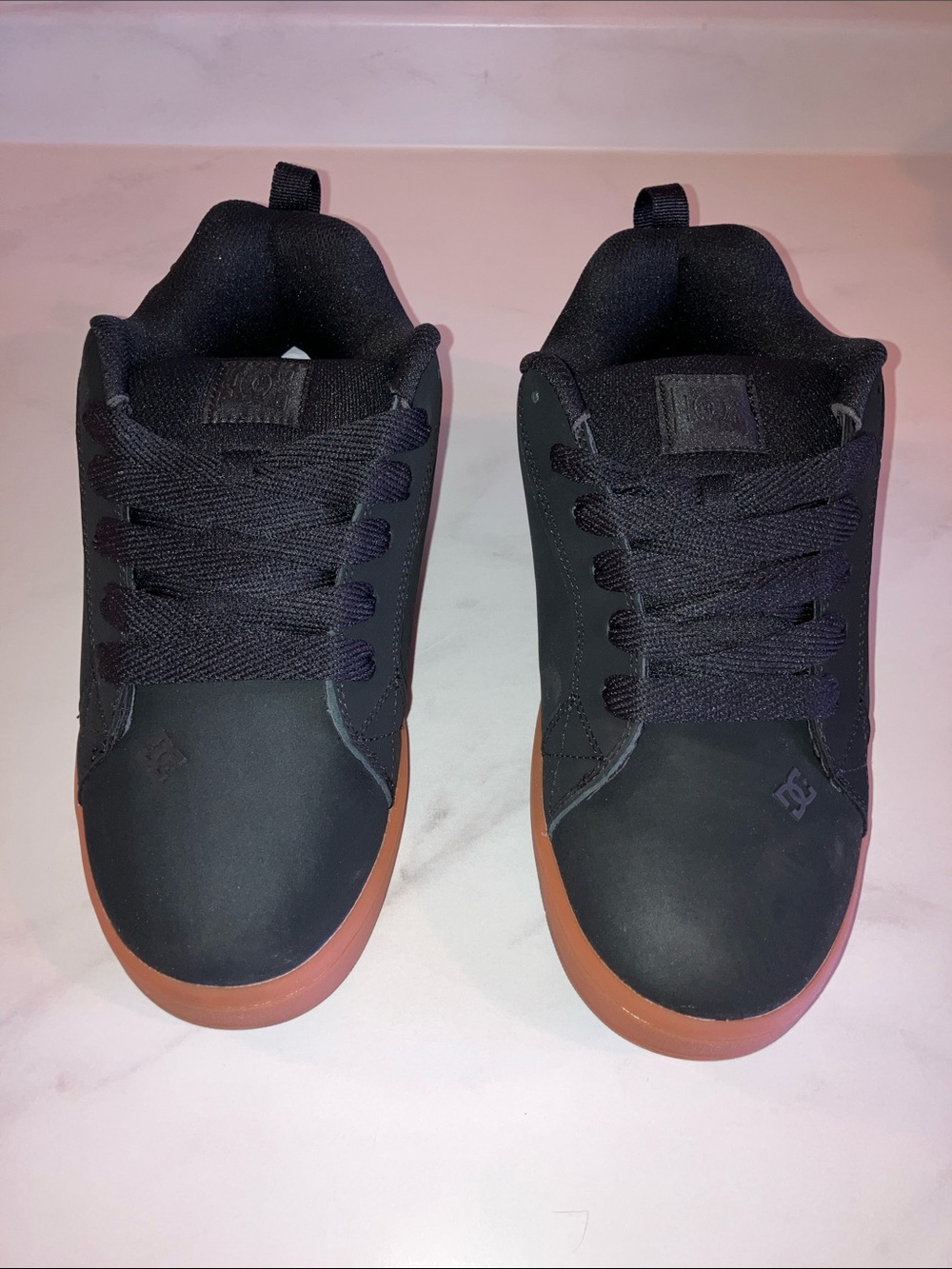 DC Court Graffik - Men’s US 9 - Black Low-Top Sneakers 300529